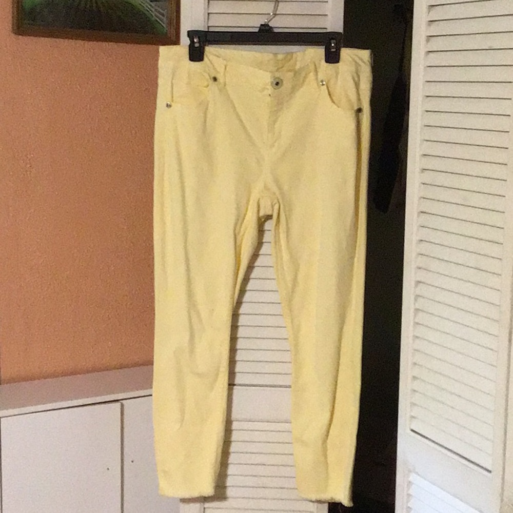 Women’s Pants